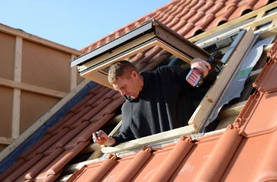 Pose de fenêtres de toit Velux à Marnans